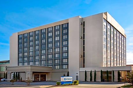 Wyndham Fort Smith City Center