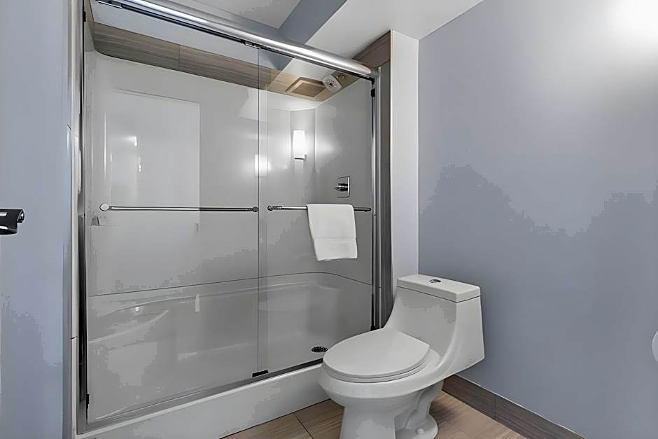 Photo 1 of 5 of Premium 2 Double Beds Suite