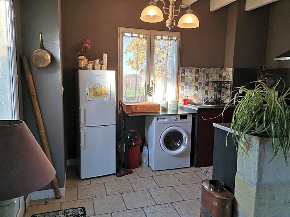 Chambres et Gîte Peyroutas "Amélie" à Vignonet St Emilion