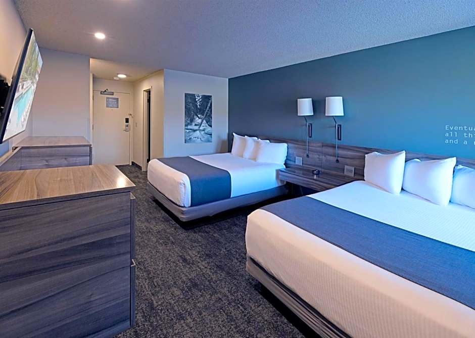Photo 1 of 6 of Premium 2 Queen Beds