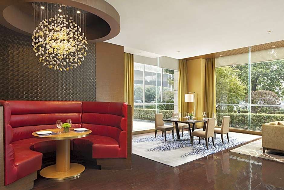 Courtyard by Marriott Kunshan