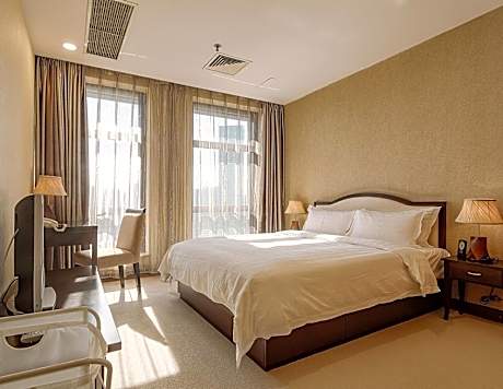 Two-Bedroom Executive Suite