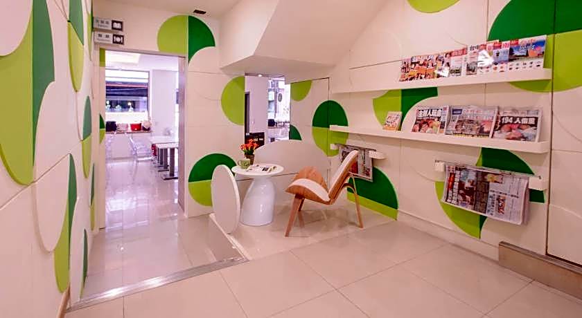 KIWI EXPRESS HOTEL-Taichung Station Branch 1