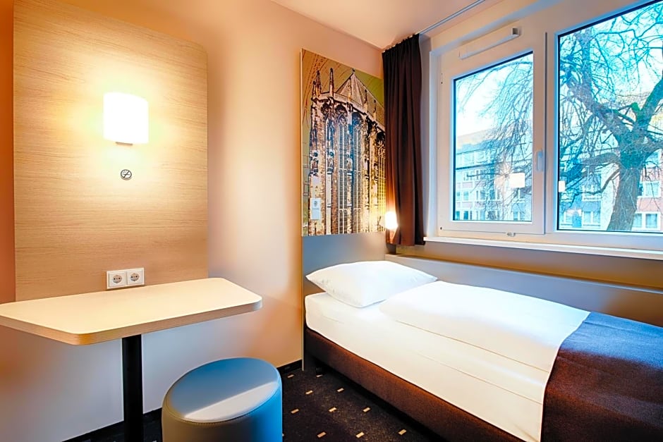 B&B Hotel Aachen-City