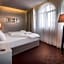 The Grand Gloria Hotel