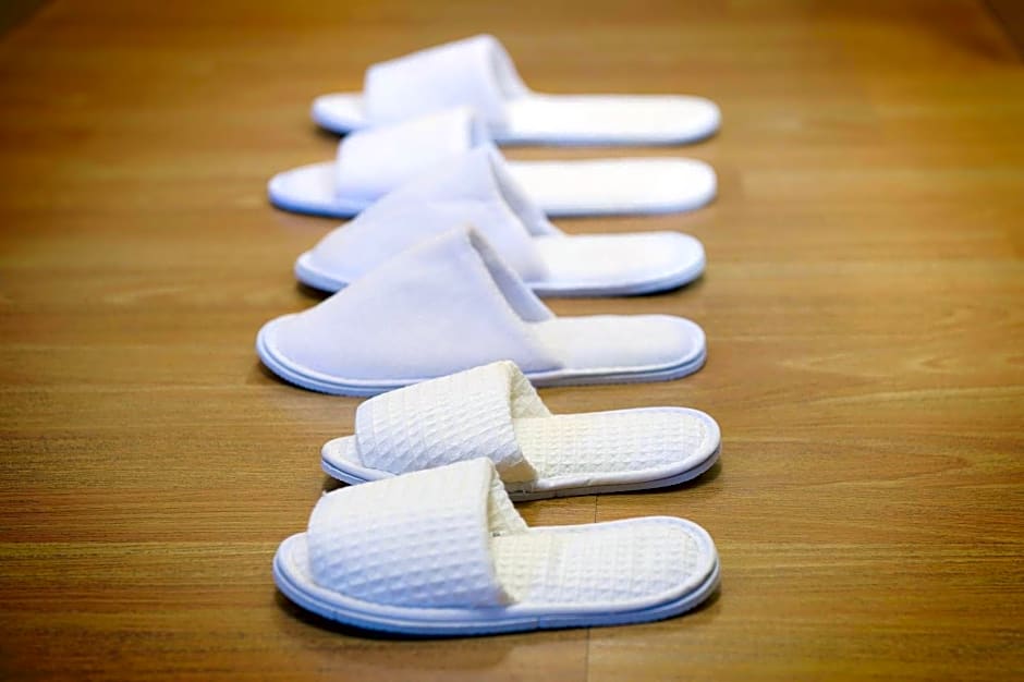 Sunset Inn and Suites