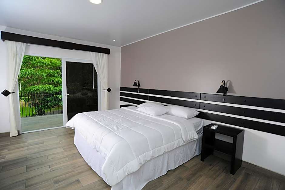 Hotel Robledal