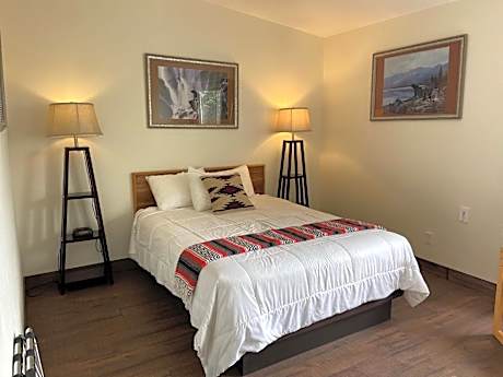 Queen Bed Room 2nd Floor B9, B10, B11, B12