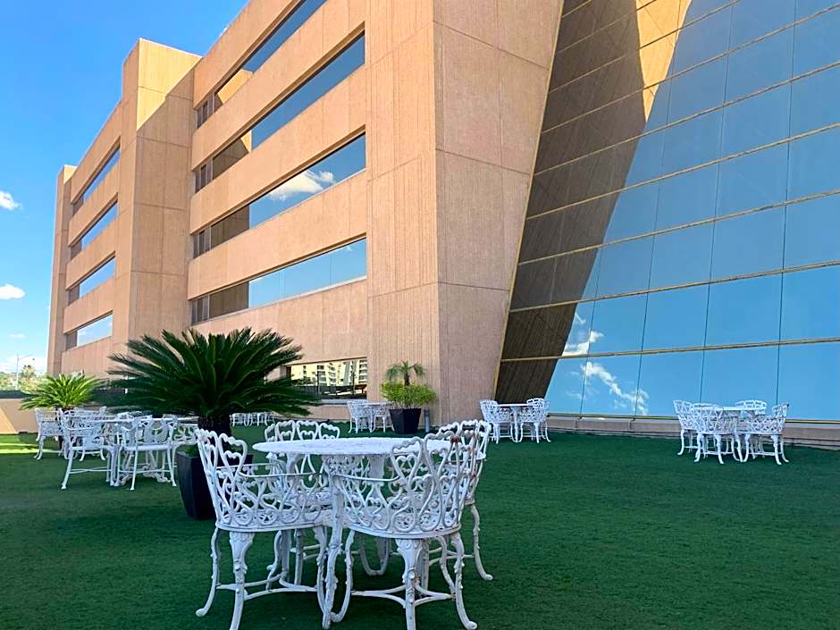 Hotel Mirage