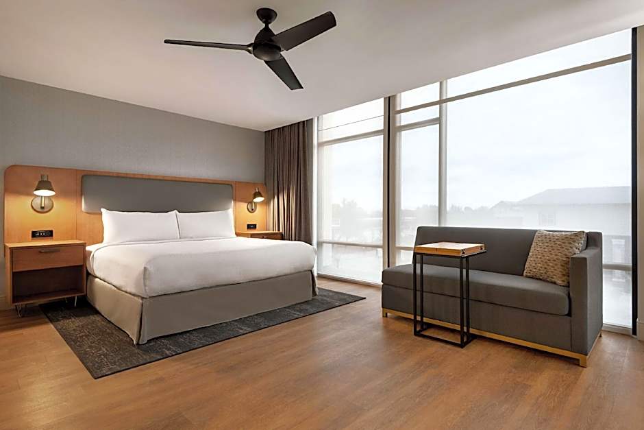 Photo 1 of 5 of Studio 1 King Bed Suite, Accessible, Bathtub
