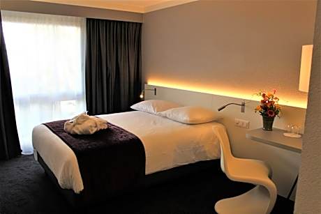 Classic Room with 1 Single Bed