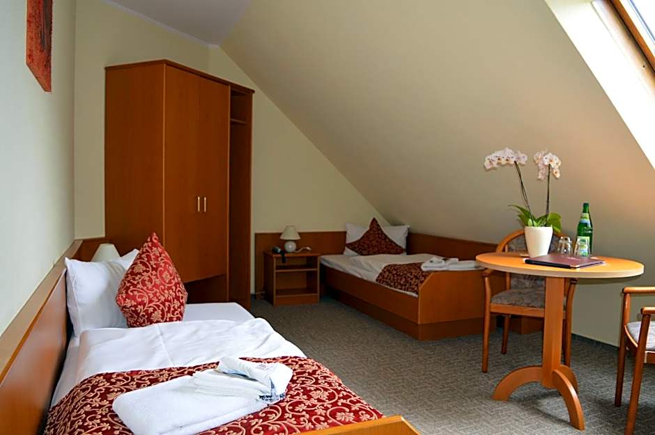 Foto 1 daripada 1 — 2 Beds, Accessible