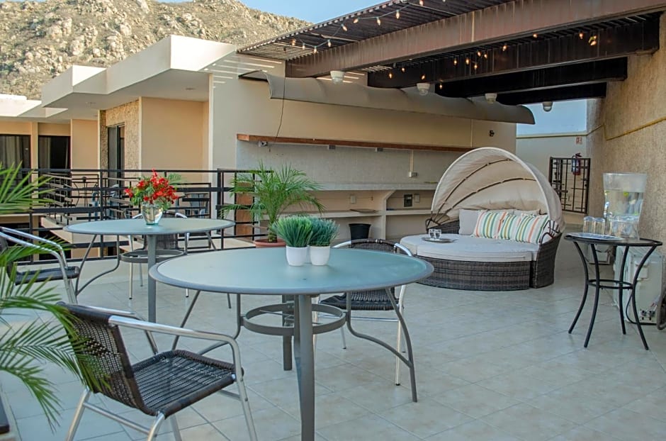 Pedregal Suites - Marina and Downtown