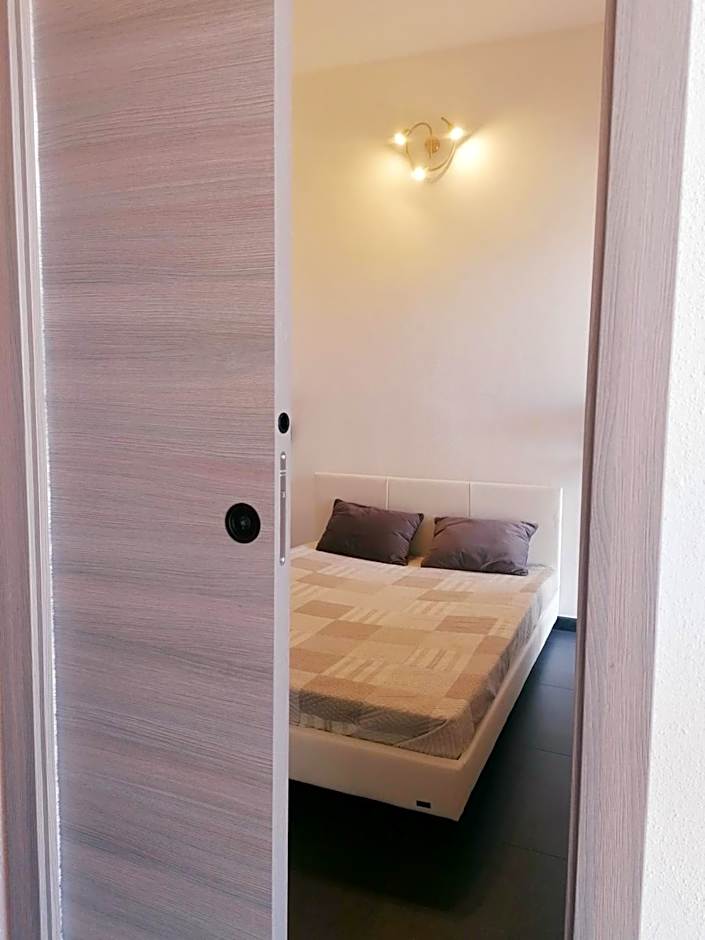 DOMUS con vista mare - JR02
