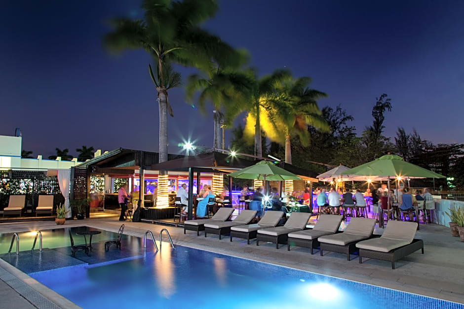 The Rockley by Ocean Hotels