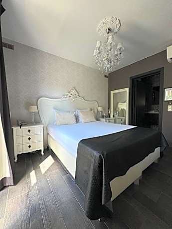 Double Room with Shower