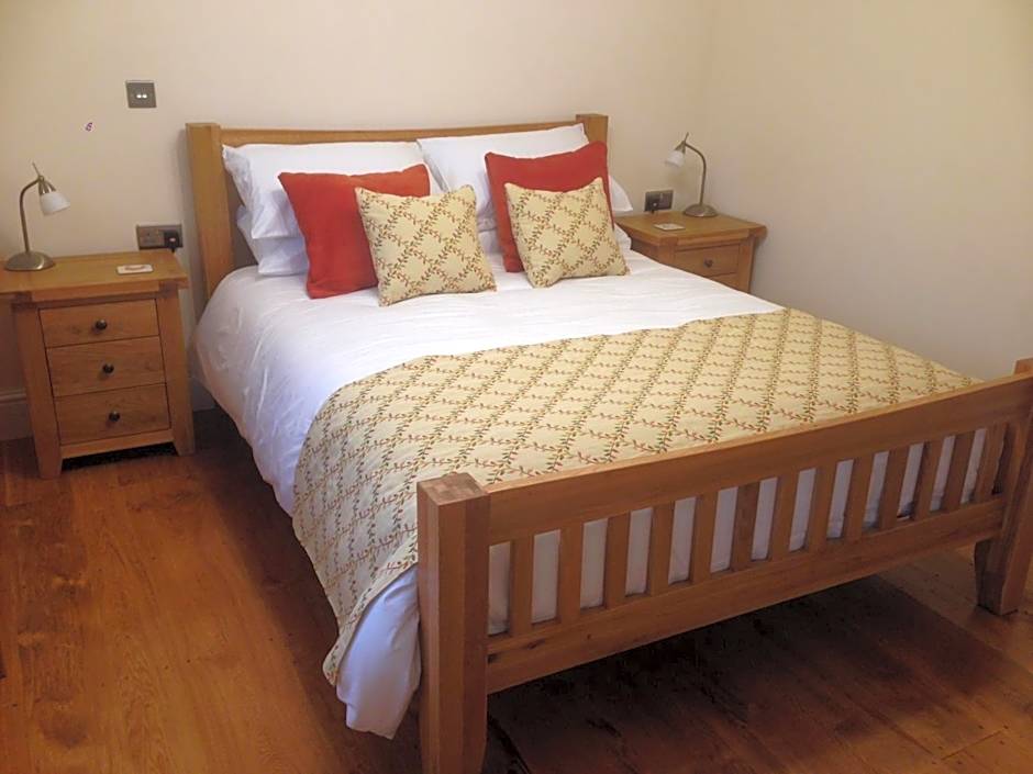 Pontyclerc Farm House Bed and Breakfast