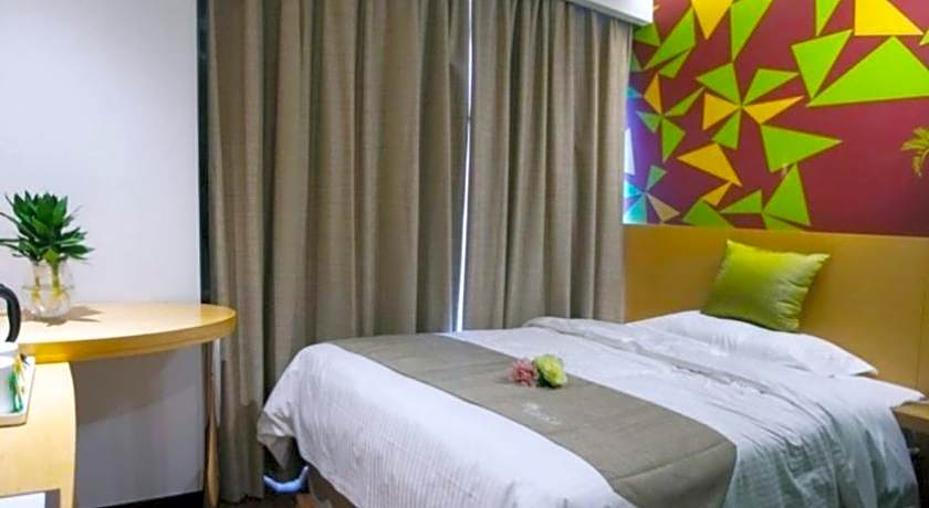 Vatica Xuzhou High Speed Railway Station Hotel