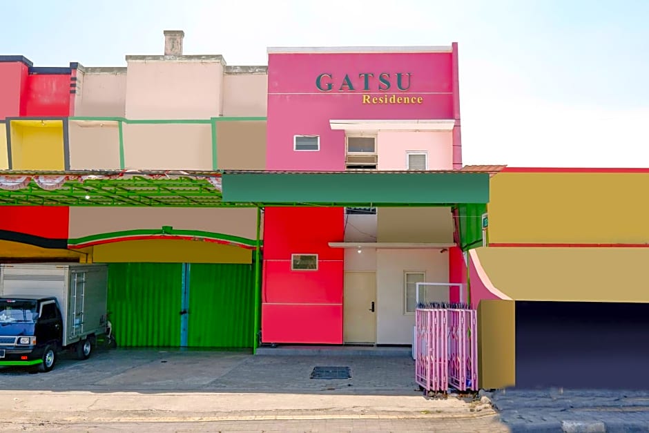 OYO 1815 Gatsu Residence