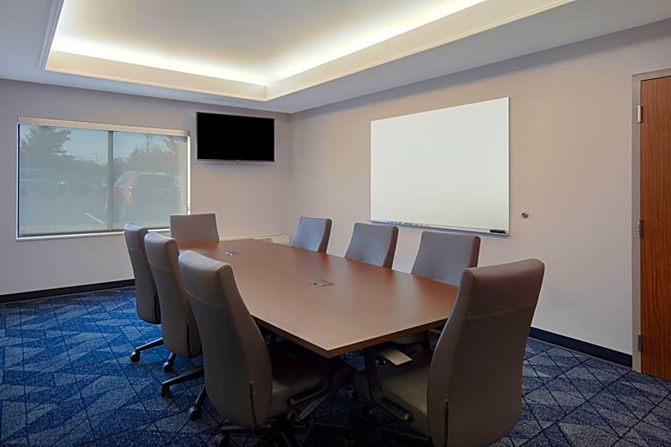 Courtyard by Marriott Cincinnati Airport