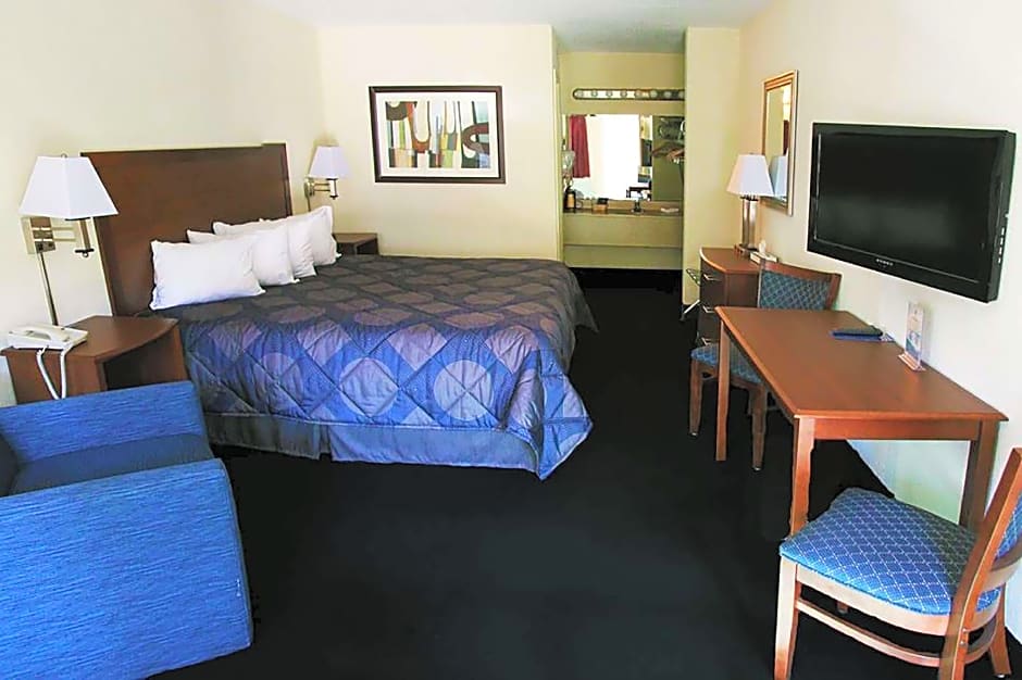 Travelodge by Wyndham Branson