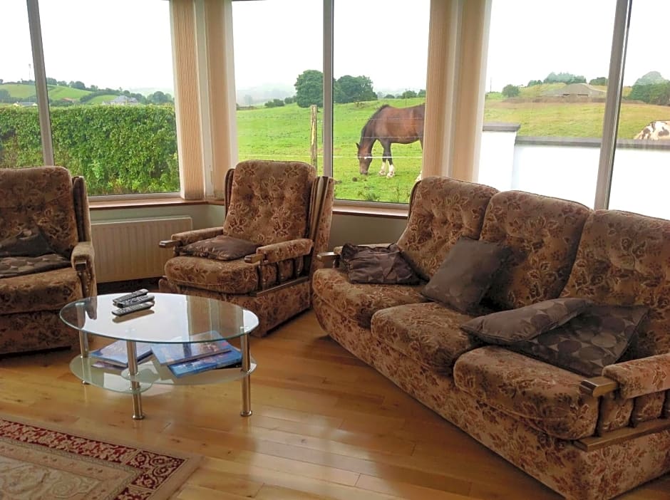 The Rock Equestrian Farm B&B