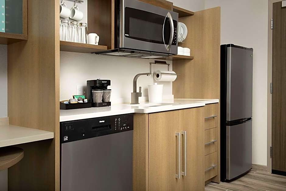 Home2 Suites by Hilton Tampa Westshore Airport, FL