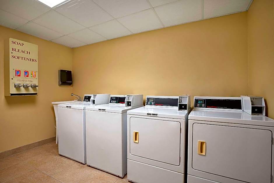 Days Inn by Wyndham Jacksonville Airport