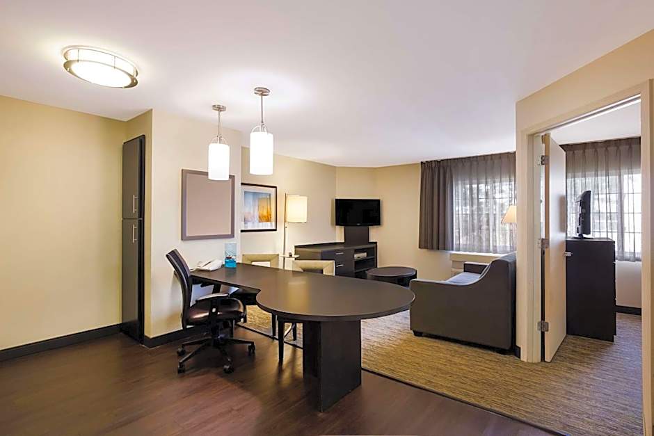 Photo 1 of 9 of 1 Bedroom 1 Queen Bed Suite