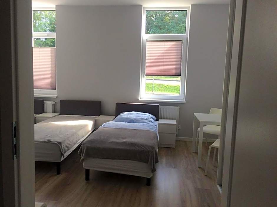 Hostelik Przy Przystanku