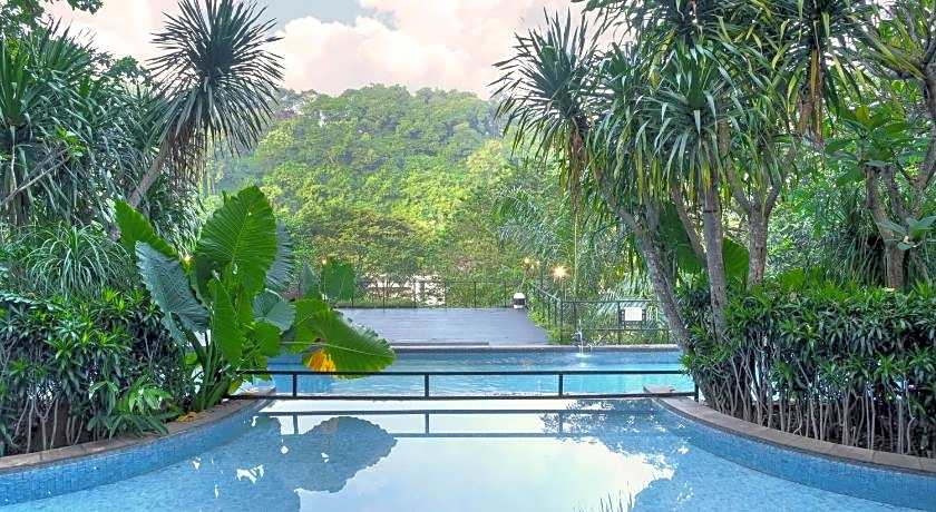 Oak Tree Emerald Hotel & Conventions Semarang