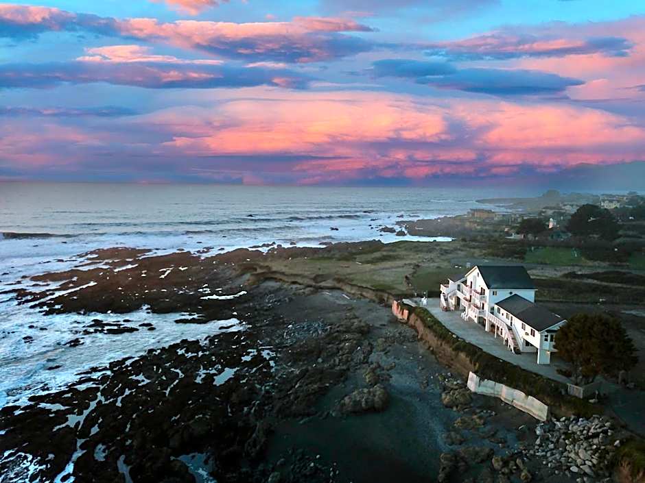 Bodega Coast Inn and Suites