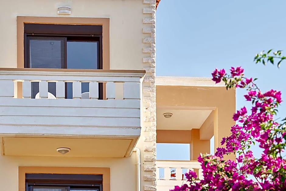 Villa Gereoudis Rooms Pool & Bar