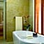 The Ritz-Carlton Abu Dhabi - Grand Canal