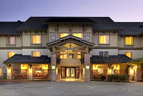 Larkspur Landing Renton-An All-Suite Hotel