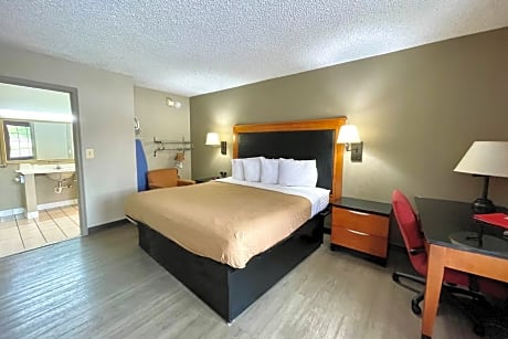 Red Carpet Inn Takoma Park