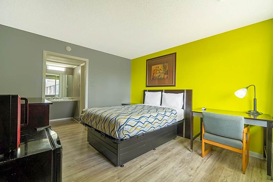 Lamplighter Inn By OYO Independence