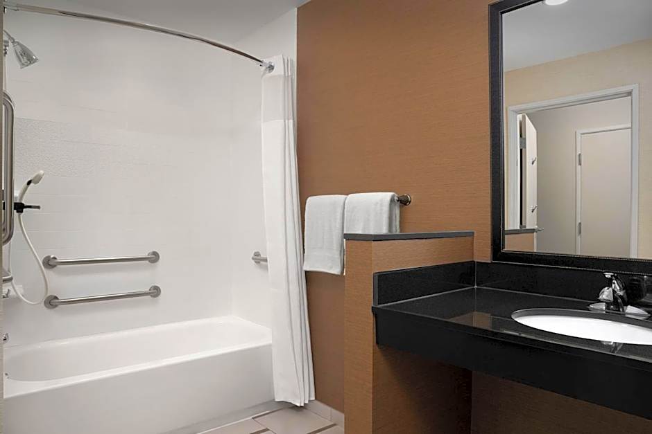 Fairfield Inn & Suites by Marriott Sioux Falls Airport