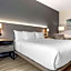 Comfort Inn & Suites Newark Liberty International Airport