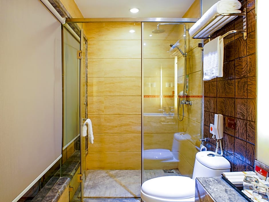 Fortune Hotel