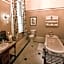 Hacklewood Hill Country House