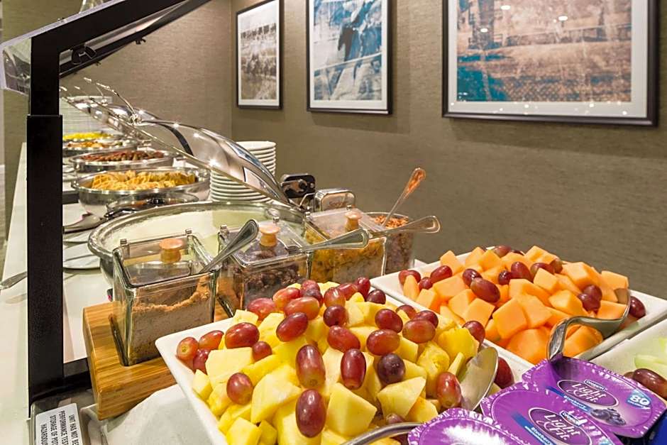 DoubleTree by Hilton Laurel
