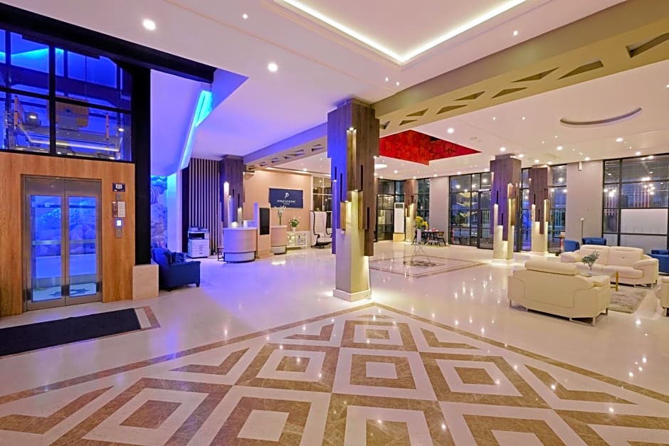 Premiere Hotel Tegal