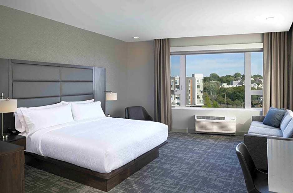 Staybridge Suites Boston Logan Airport - Revere