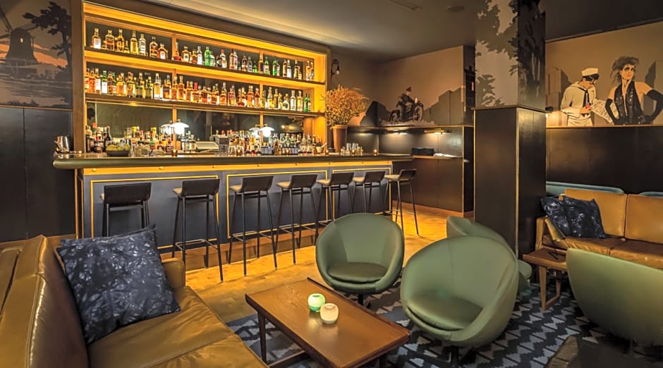 SMYTH Tribeca
