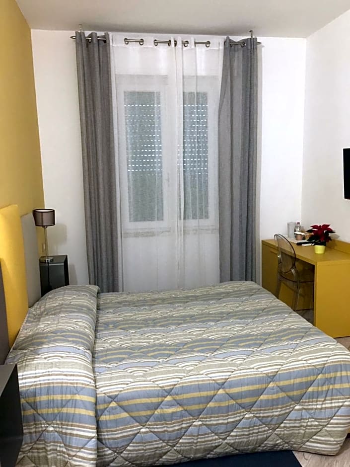 B&B Ariston Pisa Tower