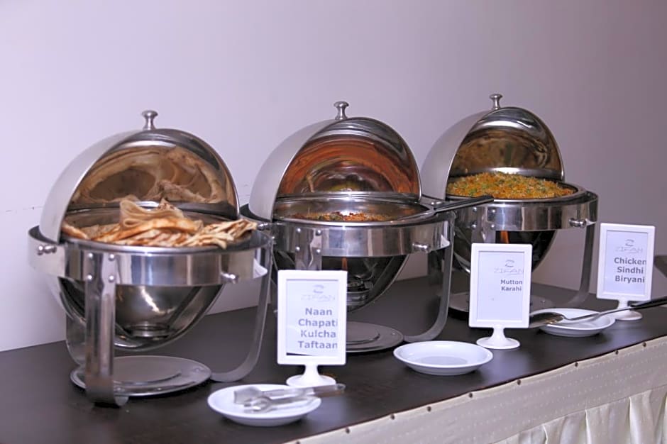 Zifan Hotel & Suites