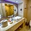 Binniguenda Huatulco & Beach Club