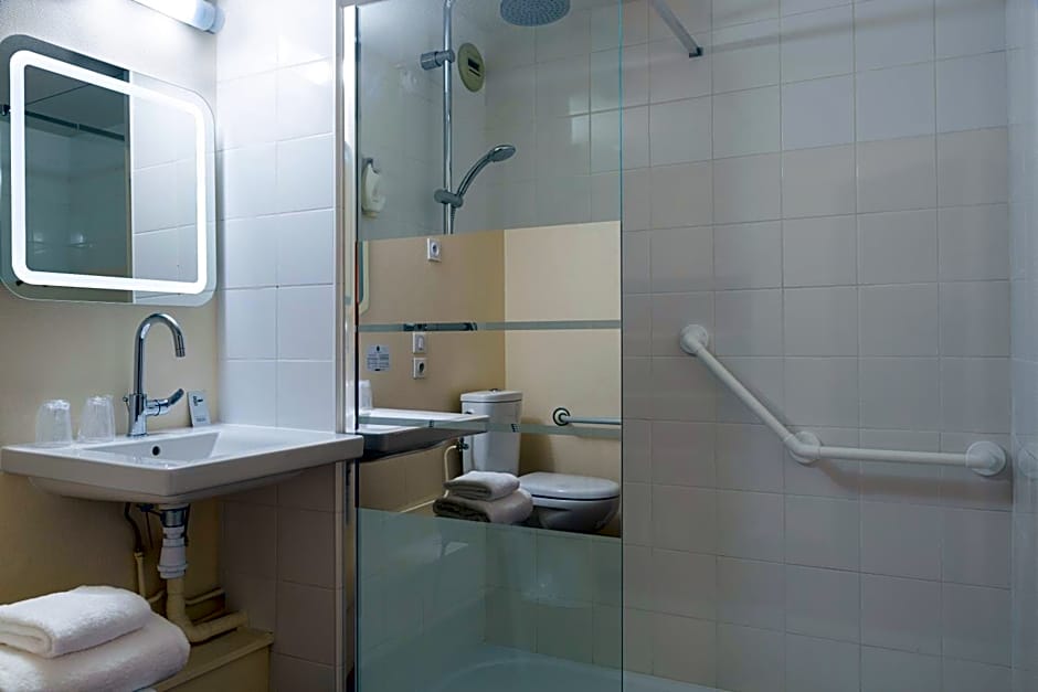 Comfort Hotel Aeroport Lyon St Exupery