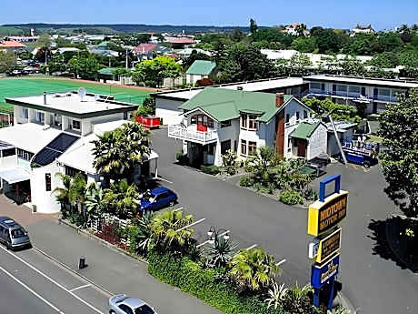 Midtown Motor Inn
